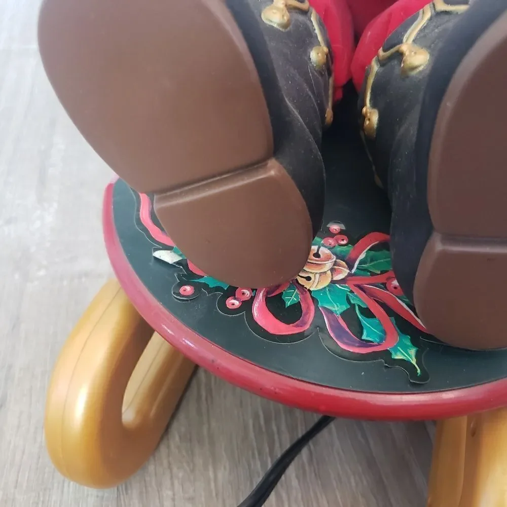 Vtg 1993 Holiday Creations Animated Musical Santa Christmas‎ Sled Sleigh Works